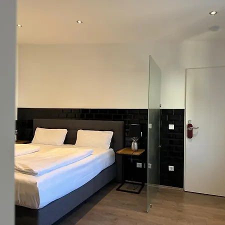 Npartment - *